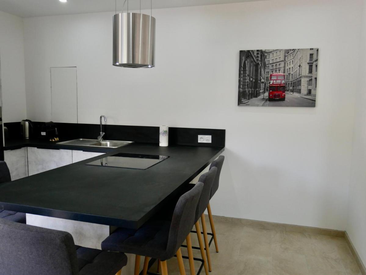 Готель Port Miou - Coliving - Mas Des Sous Bois Ventabren Екстер'єр фото